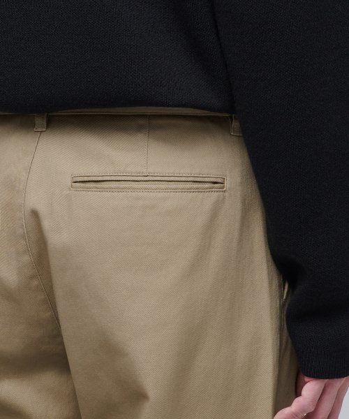 Details for Musinsa Standard One Tuck Regular Fit Chino Pants [Beige] MMAPC9Z06-BE