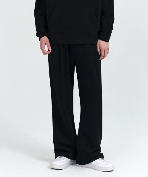 musinsa-standard-one-tuck-wide-lounge-sweatpants-black-mmbpkaz-03-bk
