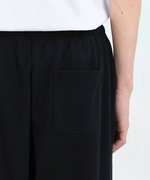 Details for Musinsa Standard One Tuck Wide Lounge Sweatpants [Black] MMBPKAZ03-BK