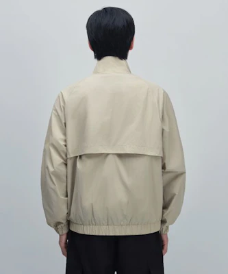 MUSINSA STANDARD 宽松高领防风夹克(浅米色) MMDJJ5Z01-LB Lookbook MUSINSA STANDARD 宽松高领防风夹克(浅米色) MMDJJ5Z01-LB