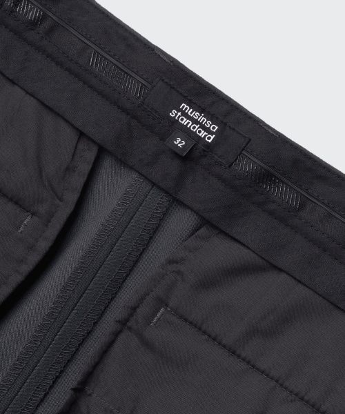 Purchase MUSINSA STANDARD 真寬版隱藏式鬆緊帶西裝褲［灰色］ MM0PL0Z05-GR