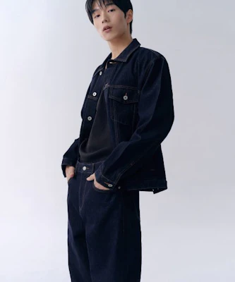 MUSINSA STANDARD 標準版型牛仔褲【深靛藍】 MMJNP0Z02-DI Lookbook MUSINSA STANDARD 標準版型牛仔褲【深靛藍】 MMJNP0Z02-DI