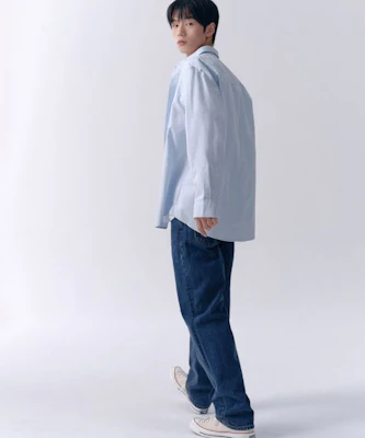 MUSINSA STANDARD 常规版型牛仔裤(中靛蓝) MMJNP0Z02-MI Lookbook MUSINSA STANDARD 常规版型牛仔裤(中靛蓝) MMJNP0Z02-MI