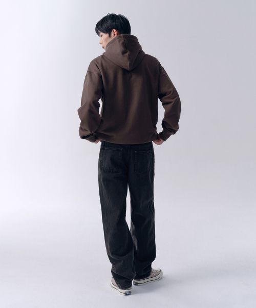 Shop MUSINSA STANDARD 標準版型水洗黑牛仔褲 MMJNP0Z02-WC