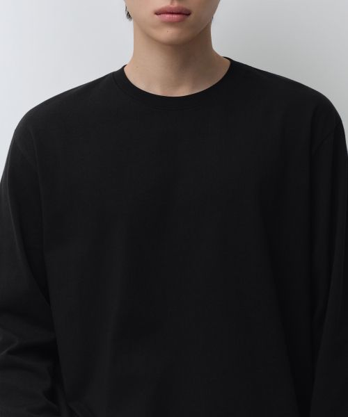 Shop MUSINSA STANDARD Regular Long Sleeve Crop T-Shirt [Black] MMFTL8A02-BK