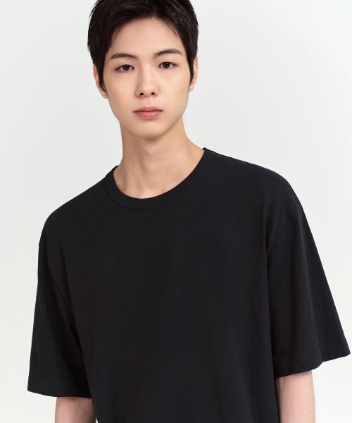 Purchase MUSINSA STANDARD Relaxed Fit Crew Neck T-Shirt [Black] MM0TS4Z05-BK
