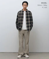 Lookbook MUSINSA STANDARD 宽松版法兰绒渐变格纹衬衫【黑色/象牙白】 MMESL5C13-60