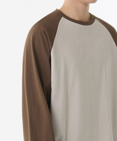 Purchase Musinsa Standard Kaos Raglan Lengan Panjang Relaxed Rib [Mushroom/Brown] MMETL4Z04-Z4