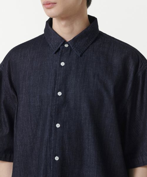 Purchase MUSINSA STANDARD Relaxed Short Sleeve Denim Shirt [Deep Indigo] MMDNS6Z12-DI
