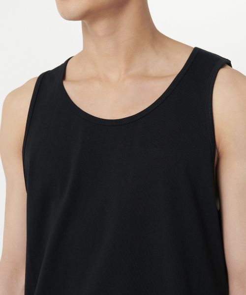 Shop MUSINSA STANDARD Scoop Neck Sleeveless Top [Black] MMDTE6Z02-BK