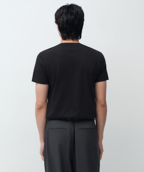 Lookbook MUSINSA STANDARD Slim Crew Neck T-Shirt [Black] MMFTS4B20-BK