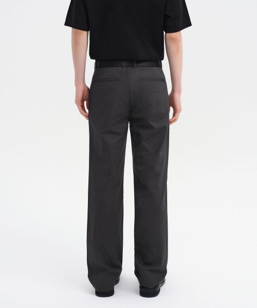Lookbook Musinsa Standard Straight Chino Pants [Dark Gray] MMEPC1B20-DG