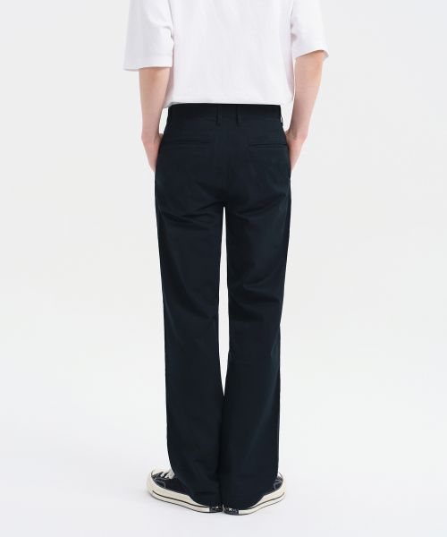 Lookbook Musinsa Standard Straight Chino Pants [Navy] MMEPC1B20-NA