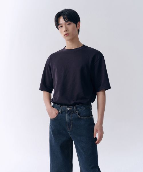 Lookbook MUSINSA STANDARD 直筒牛仔褲【深藍】 MMANP0Z05-DU