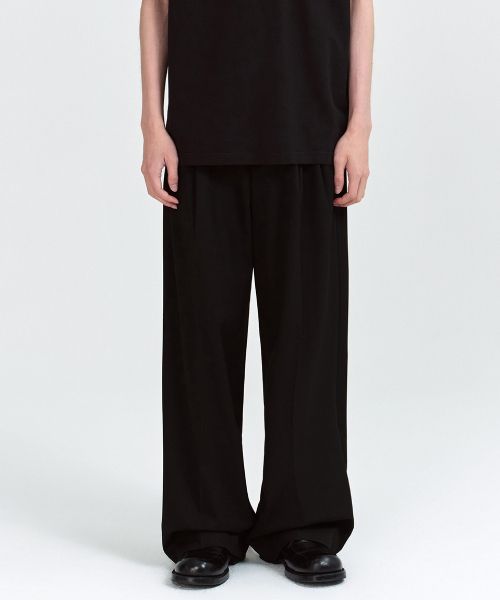 MUSINSA STANDARD Super Wide Hidden Banding Slacks [Black] MMJPL3Z03-BK