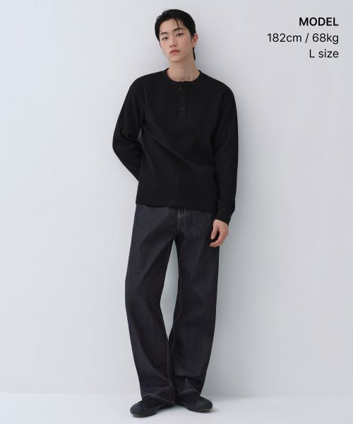 Order MUSINSA STANDARD 華夫格亨利領長袖 T 恤【黑色】 MMFTL4B04-BK