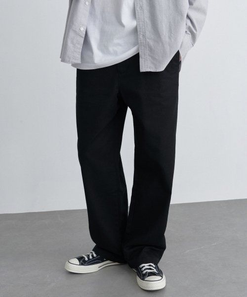 Lookbook MUSINSA STANDARD 宽松版斜纹棉布长裤 [黑色] MM0PC9Z04-BK