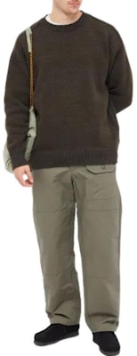 Nanamica FW22 寬鬆版圓領毛衣 棕色 SUJF277E-KK Lookbook Nanamica FW22 寬鬆版圓領毛衣 棕色 SUJF277E-KK