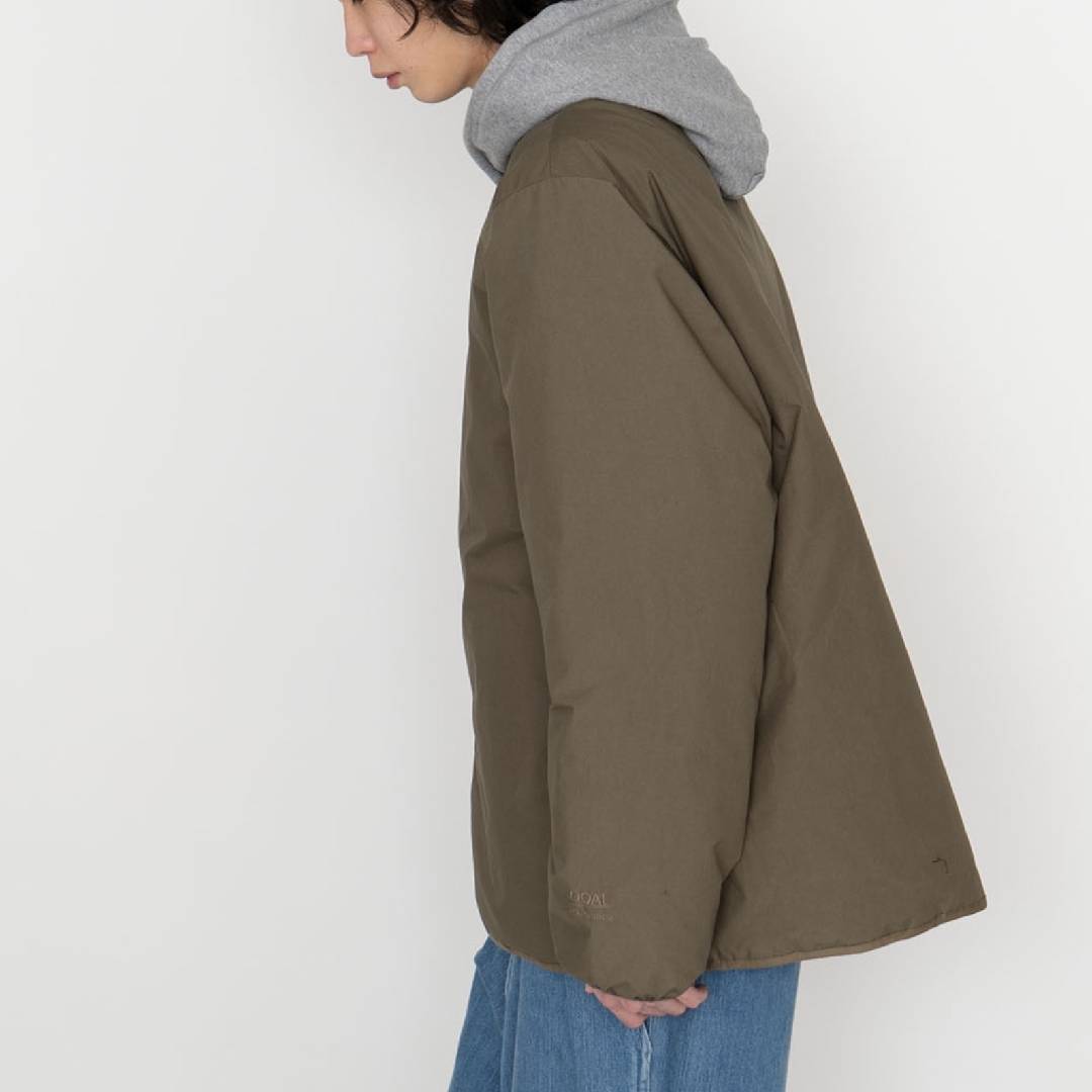 Details for nanamica 雙面羽絨開衫 無領寬鬆外套 男女款 翻轉設計款式 SUAF361