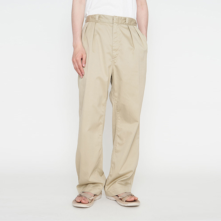 Lookbook nanamica SS22 雙褶寬鬆直筒褲 男女休閒長褲. SUCF154E