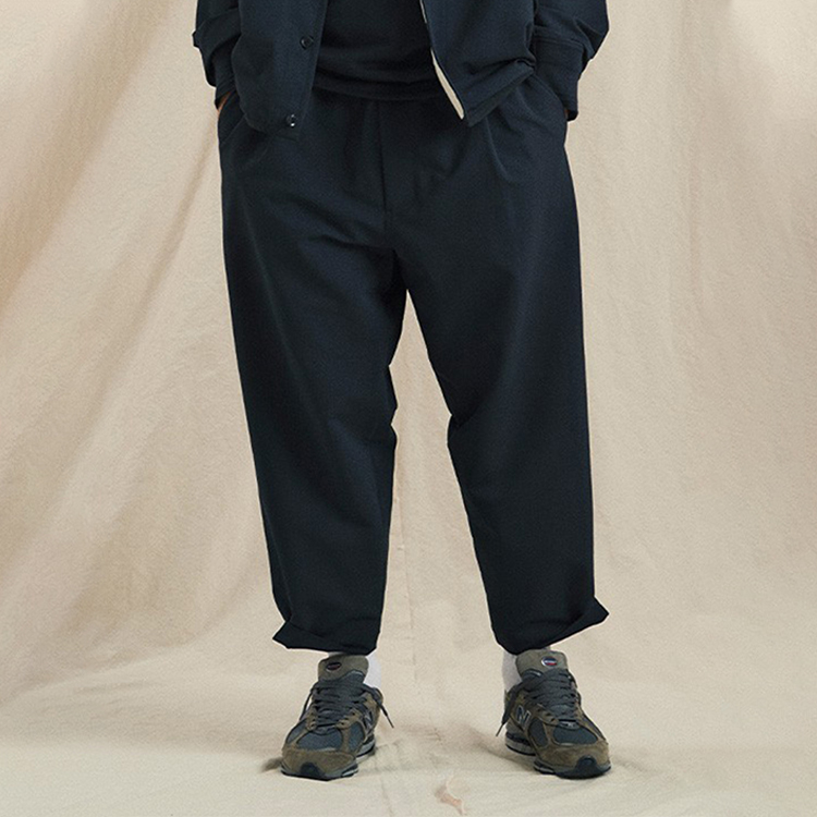 Details for nanamica SS22 雙褶寬鬆直筒褲 男女休閒長褲. SUCF154E