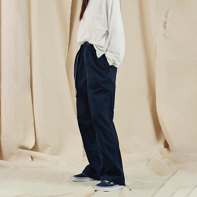 nanamica SS22 雙褶寬鬆直筒褲 男女休閒長褲. SUCF154E 1