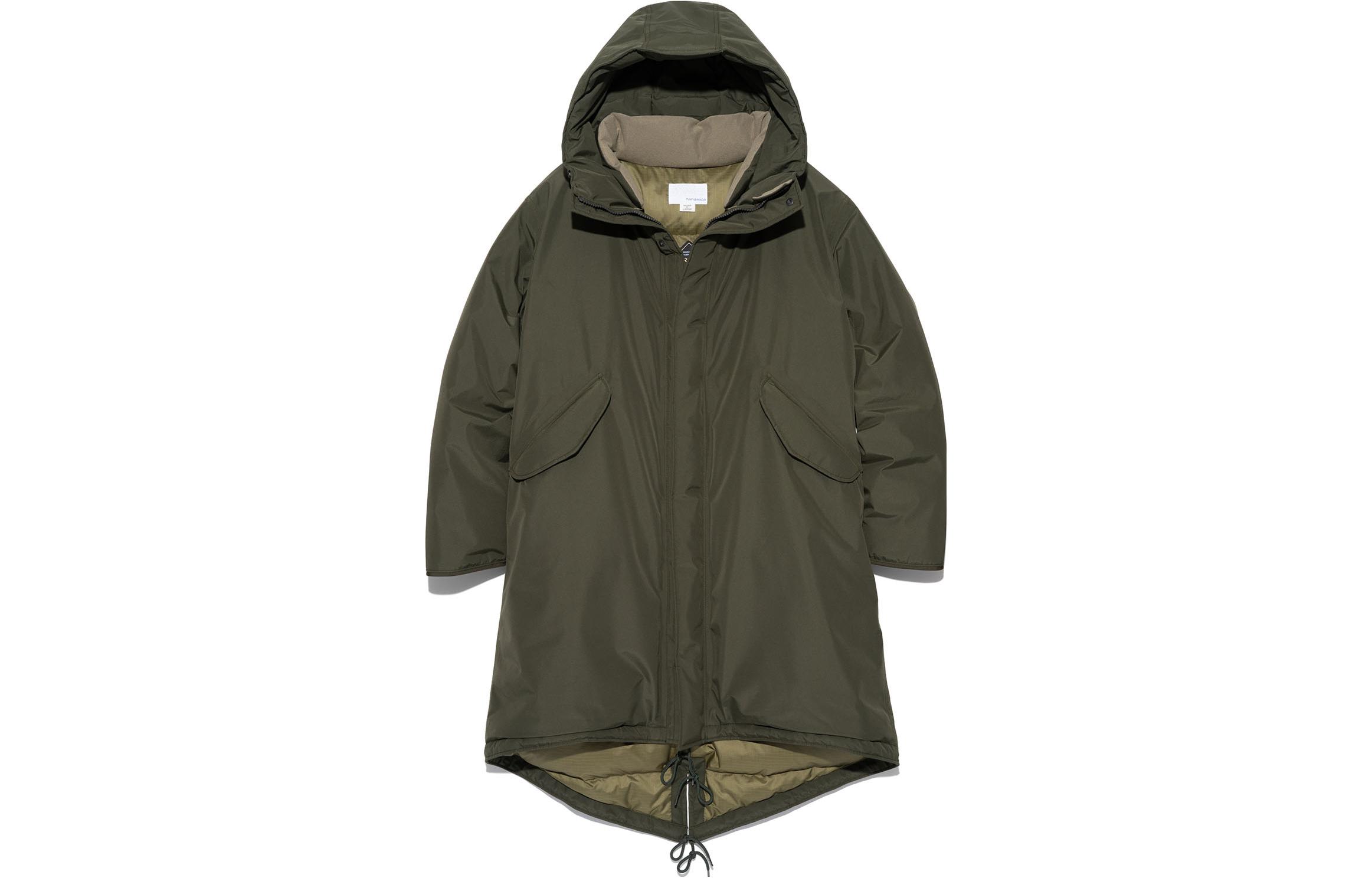 Shop Nanamica 男女同款純色羽絨連帽外套 SUBF358