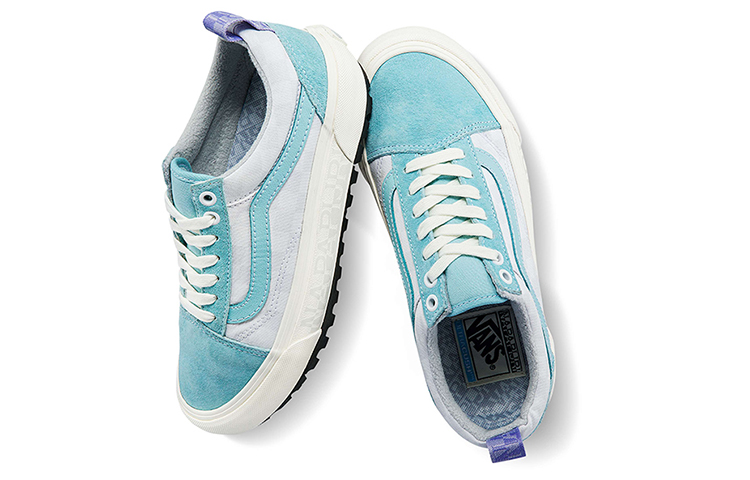 Shop Napapijri x Vans Old Skool MTE-1 ''Bleu Blanc'' VN0A5I1297E