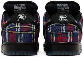 Sizing Nardwuar x Nike SB Dunk Low Shanter Hat' 'Tam O' II1493-600
