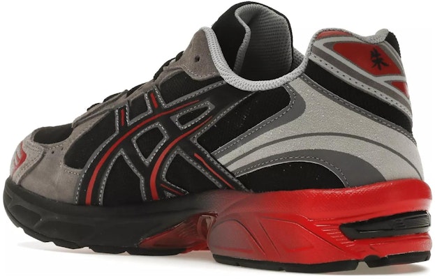 Naruto Shippuden x ASICS Gel 1130 'Itachi' 1201A660-001 Lookbook Naruto Shippuden x ASICS Gel 1130 'Itachi' 1201A660-001