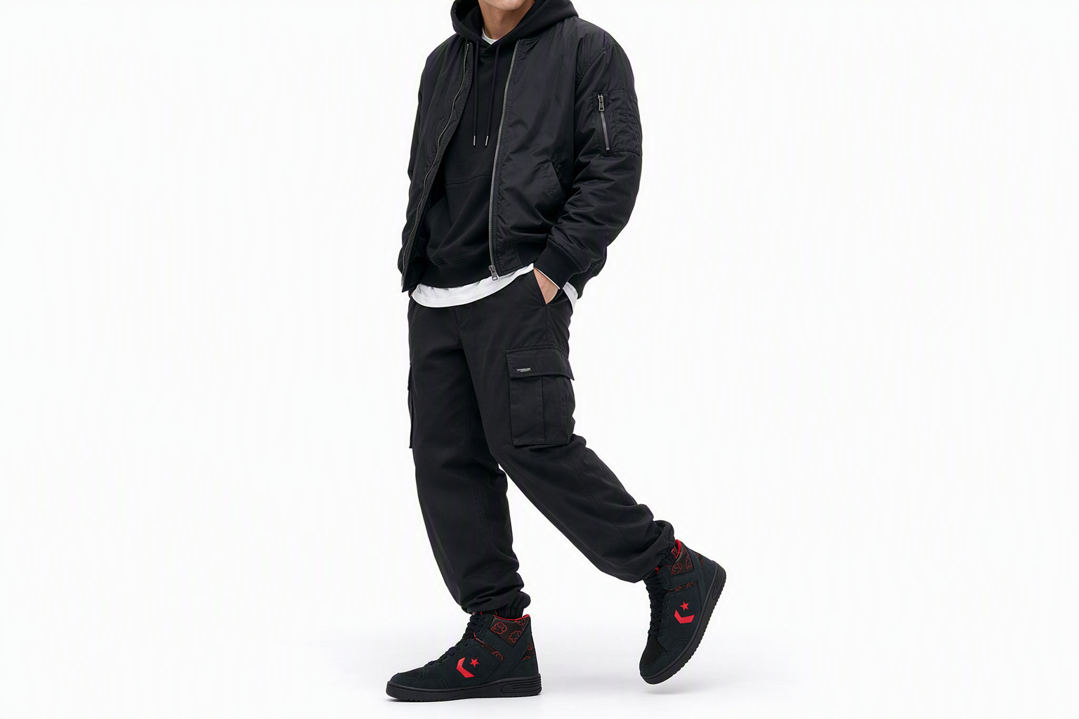Order Naruto Shippuden x Converse Weapon Mid ''Itachi'' Sneakers A14835C