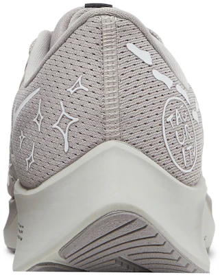 Nathan Bell x Nike Air Zoom Pegasus 38 A.I.R. 'Run To A Magical Place - College Grey' DM1610-001 Cheap Nathan Bell x Nike Air Zoom Pegasus 38 A.I.R. 'Run To A Magical Place - College Grey' DM1610-001