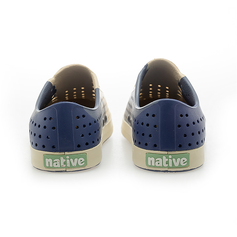 Lookbook Zapatos Native Jefferson Wanderfoam Mármol Negro. F0000237-4397