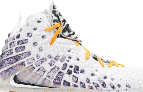 NBA 2K20 x Nike LeBron 17 'Bron 2K 季后赛' 限量版游戏鞋 BQ3177-101 Order NBA 2K20 x Nike LeBron 17 'Bron 2K 季后赛' 限量版游戏鞋 BQ3177-101