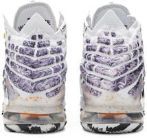 NBA 2K20 x Nike LeBron 17 'Bron 2K 季后赛' 限量版游戏鞋 BQ3177-101 Details for NBA 2K20 x Nike LeBron 17 'Bron 2K 季后赛' 限量版游戏鞋 BQ3177-101