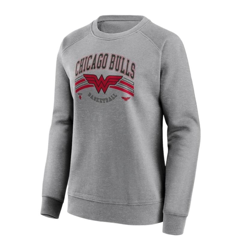 NBA Fanatics Chicago Bulls Wonder Woman Graphic Crewneck Sweatshirt Gray Mens 13327466