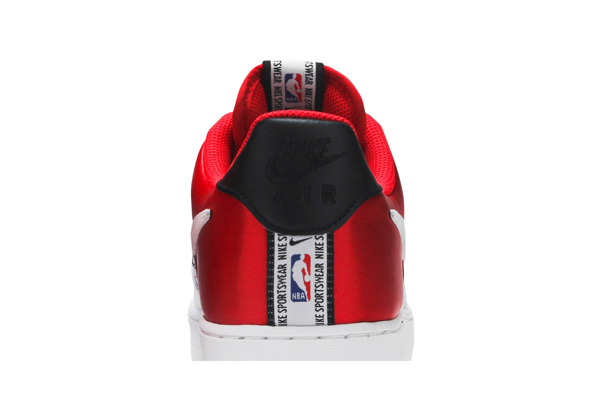 Sizing NBA x Nike Air Force 1 '07 LV8 'Rojo' BQ4420-600