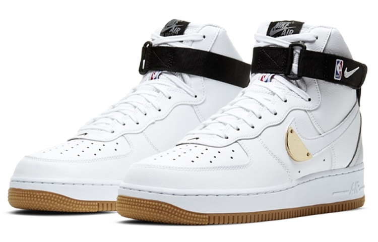Lookbook NBA x 耐克 空军一号 高帮 '07 LV8 '白色' CT2306-100