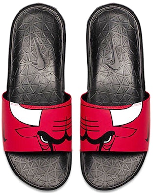 NBA x Nike Benassi 'Bulls' 917551-600 Lookbook NBA x Nike Benassi 'Bulls' 917551-600