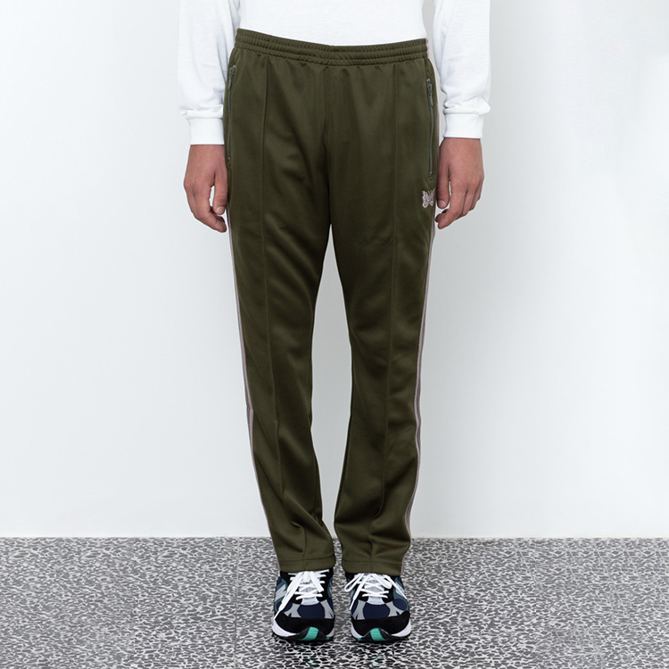 Purchase Needles 橄欖綠蝴蝶刺繡運動長褲。 HM227B