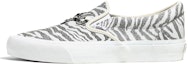 Buy Needles x Vans Vault Classic Slip-On V 'Cetakan Haiwan - Putih' VN0A3QXY2GT