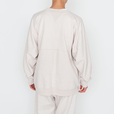 NEIGHBORHOOD Solid Crewneck Pullover Sweatshirt Warna Putih Gading. SUHS417-ST Shop NEIGHBORHOOD Solid Crewneck Pullover Sweatshirt Warna Putih Gading. SUHS417-ST