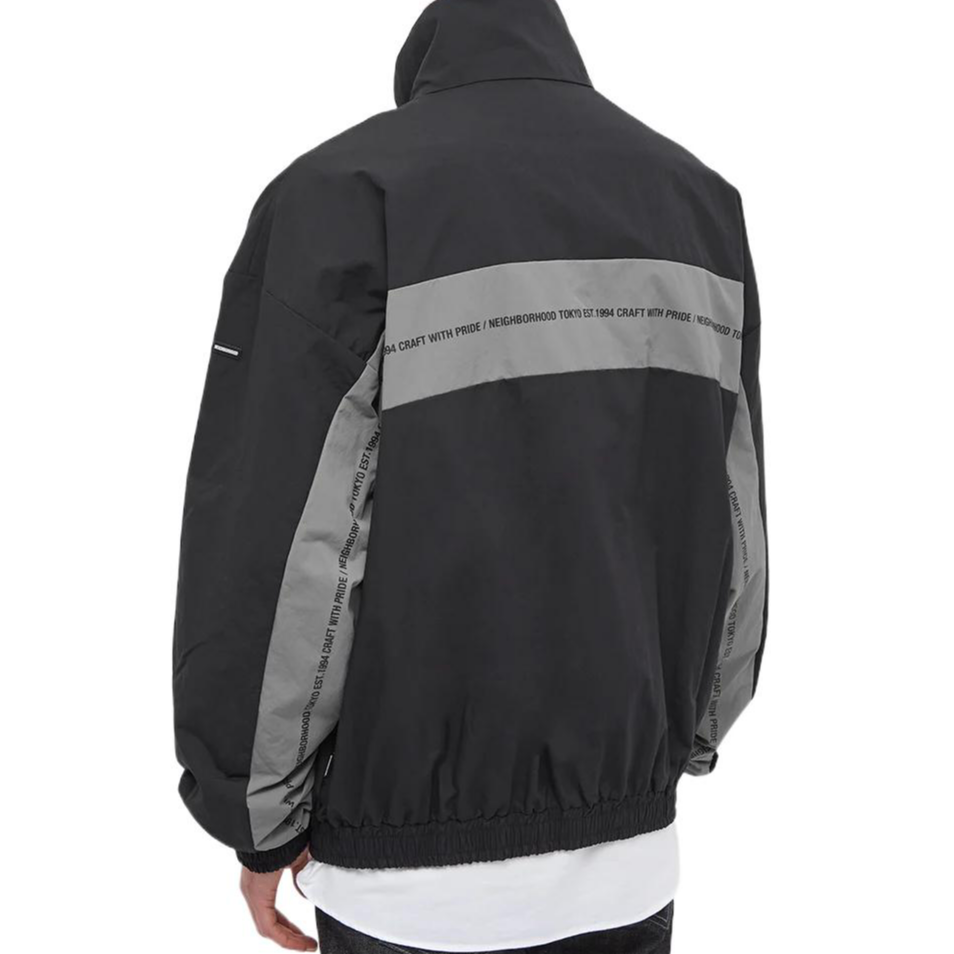 Purchase Chaqueta Negra Hombre NEIGHBORHOOD FW22 Colorblock Cuello Alto Manga Larga. 212AQNH-JKM04-BK