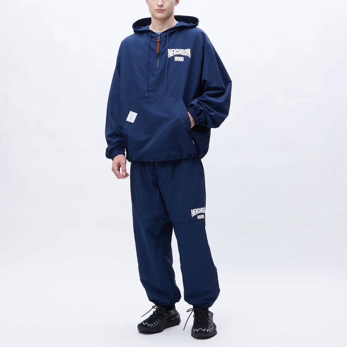 Shop NEIGHBORHOOD SS23 字母印花連帽衛衣外套. 231TSNH-JKM03