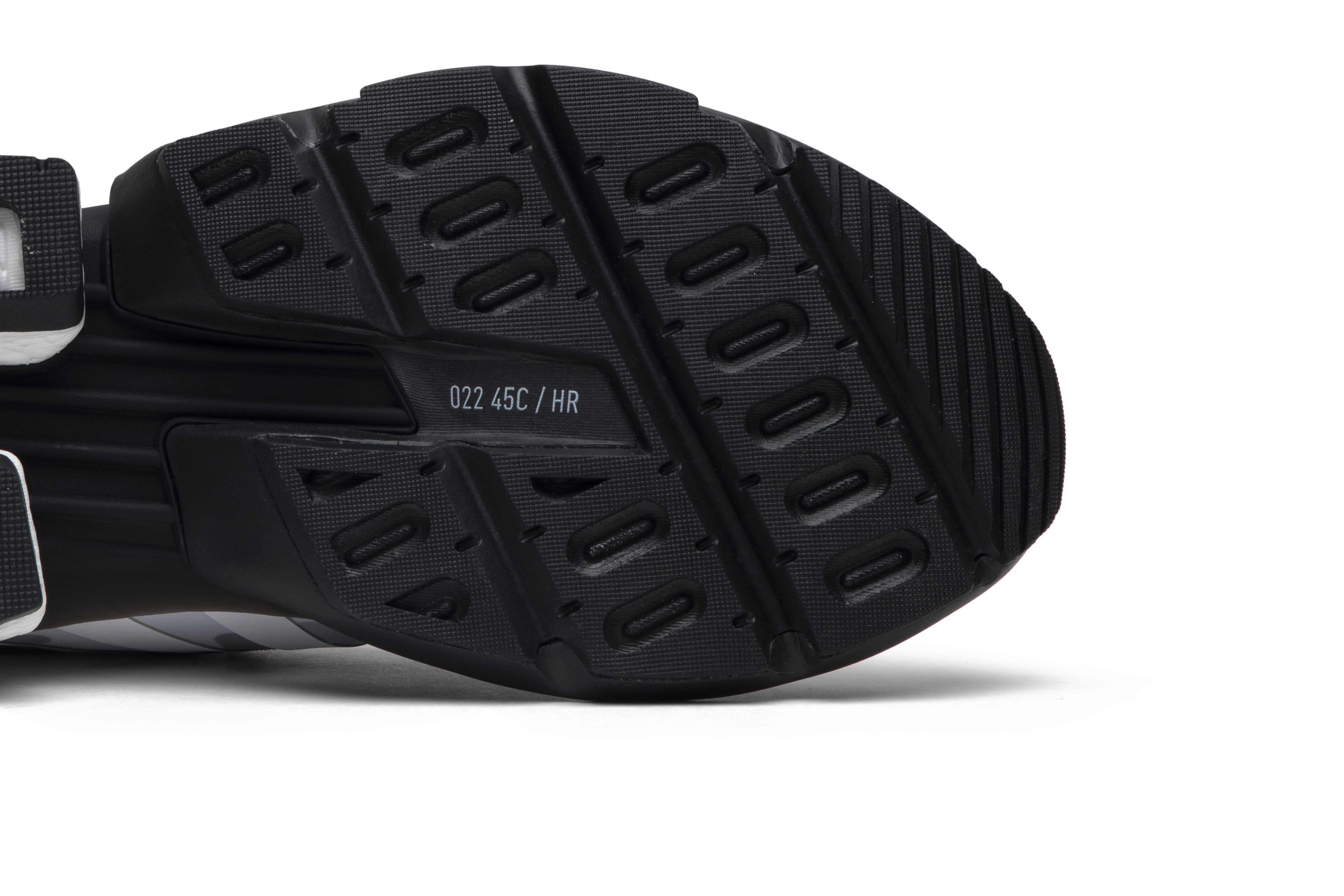 Purchase NEIGHBORHOOD x A Bathing Ape x adidas POD-S3.1 'Camo' Kolaborasi Sneakers EE9431