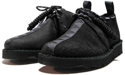 Neighborhood x Clarks Desert Trek GORE-TEX 'Hitam' 26167086 Lookbook Neighborhood x Clarks Desert Trek GORE-TEX 'Hitam' 26167086