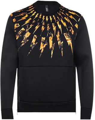 Neil Barrett Lightning Print Crewneck Sweatshirt Hitam PBJS515SM550SIW-094 Buy Neil Barrett Lightning Print Crewneck Sweatshirt Hitam PBJS515SM550SIW-094