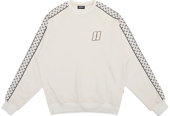 復古拼接徽標圓領毛衣 米色 休閒風格 男女適穿 秋季款式 PNEC22KC0902 Buy 復古拼接徽標圓領毛衣 米色 休閒風格 男女適穿 秋季款式 PNEC22KC0902