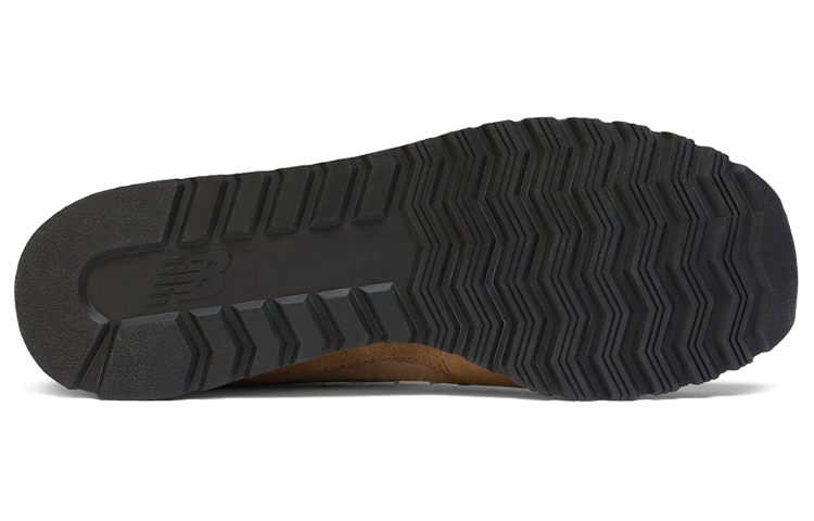 Shop New Balance National Class 低幫 跑步鞋 男女同款 黃色 英產