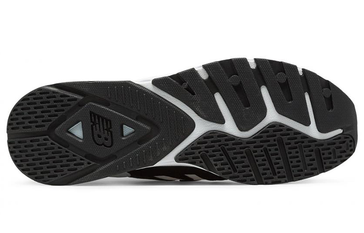 Shop New Balance 009 Siri Hitam/Putih/Kelabu ML009PHA